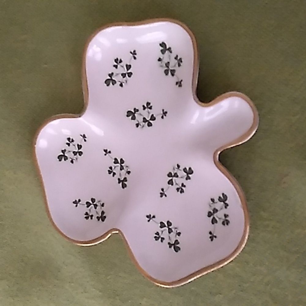 VTG Carrigaline Pottery Shamrocks Clover Dish Gold Trim Cork Ireland